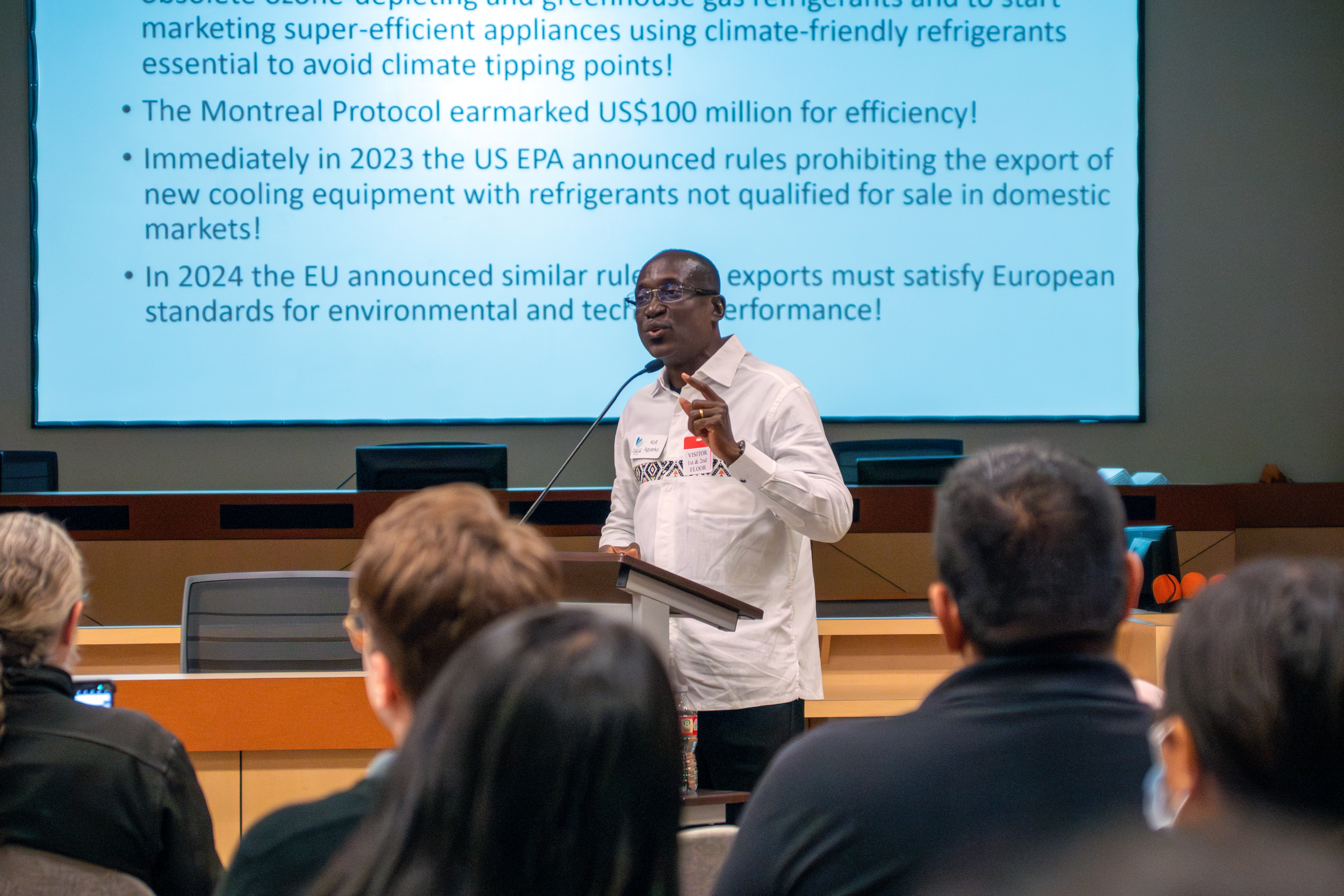 Awardee Kofi Agyarko presenting at the 2023 Haagen-Smit Clean Air Talks, October 23, 2024