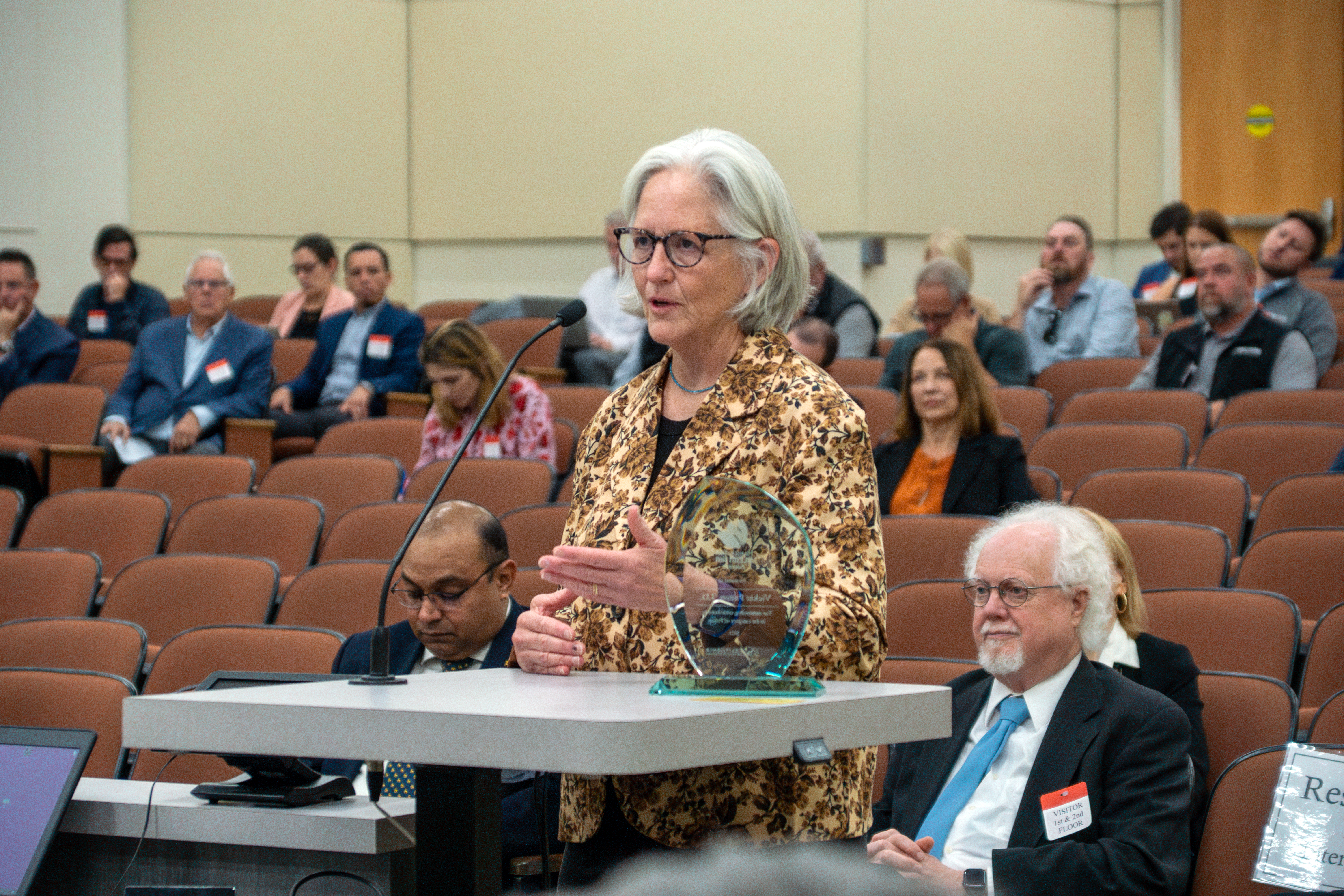 Vickie Patton makes remarks after receiving an award during the Haagen-Smit Clean Air Awards.