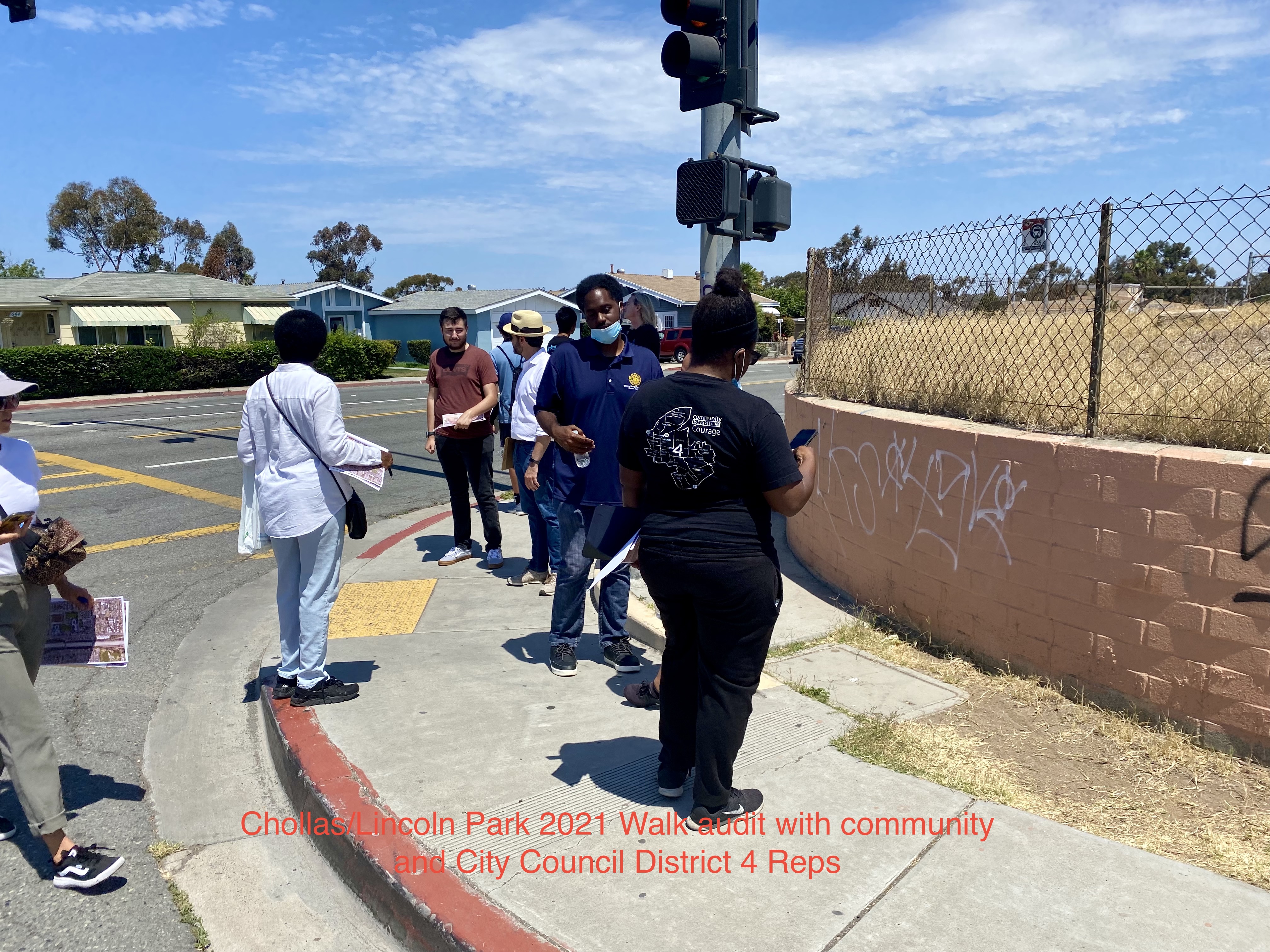 Cholla/Lincoln Party Walk audit with community and City Council District 4 Reps