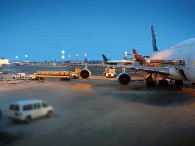 planes at airport