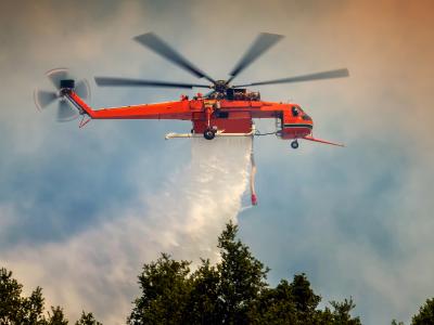 Helicopter batteling wildfire